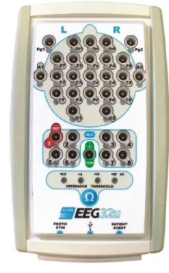 Amplificateur EEG32U, câble USB et bouton marqueur patient. 32 voies, fréq. échantillonage max 1KHz. Se connecte en USB