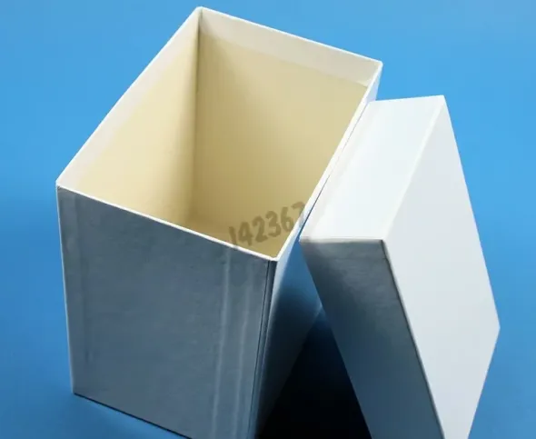 Boîte blanche carton longue sans compartiment dim 148 x 287 x 128 mm