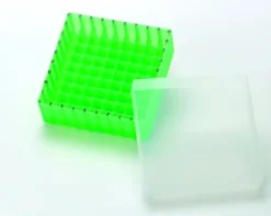 Boîte de stockage en PP pour 1,5 ml (1,8 ml 2 ml) vials or 2 ml shell vials green avec couvercle 130 x 130 x 45 mm