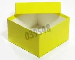 Boîte jaune 133 x 133 hauteur 75 mm