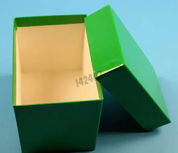 Boîte verte carton longue sans compartiment dim 122 x 237 x 128 mm