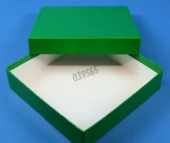 Boîte verte 136 x 136 mm hauteur 32 mm