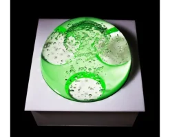 Boule d'eau - où on propulse des bulles d'air - ø 40 cm - éclairer par LED - encastrer dans podium (46 x 46 cm) -