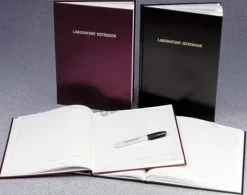 Cahier de laboratoire A4 grille vert