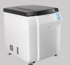 Centrifugeuse pour banque de sang Cryofuge 8 Green Cool triphasé -garantie 24 mois et 60 mois pour les compresseurs