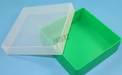 Cryoboîte PP vert 130 x 130 mm hauteur 52 mm
