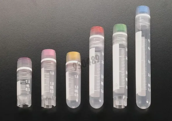 Cryotube 2 ml vis interne fond rond sans jupe x 100