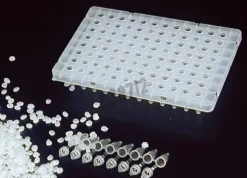 Film adhésif optique pour microplaque PCR eu x 100