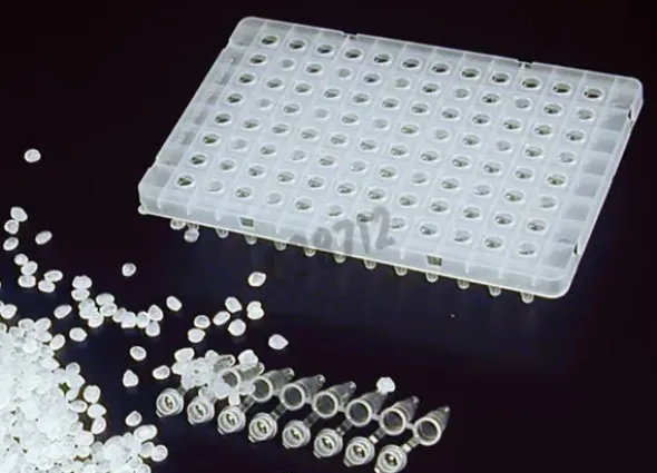 Film adhésif optique pour microplaque PCR eu x 100