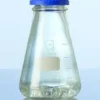 Fiole erlenmeyer Duran avec déflecteurs GL 45 avec fond à 4 déflecteurs capuchon à membrane en PP bleu 250 ml