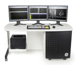 PC avec clavier, souris, graveur -Baie d'électrophysiologie CardioLab AltiX- Station d'acquisition, Clavier, 3 écrans,