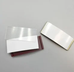 Porte-nom rectangulaire 3.2 x 7.3 cm aimant lot de 25 pcs