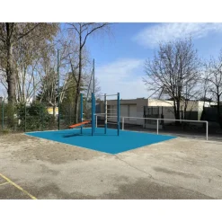 Station Street Workout 5 ateliers - hauteur chute libre supérieur à 2 m - déchargé sous abri