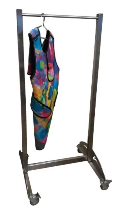 Support mobile portant inox pour tabliers plombés jusqu'à 10 Livré démonté
