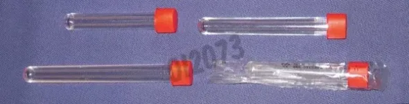 Tube 19 ml 16 x 150 mm PS capuchon vis rouge stérile vrac x 625