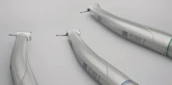 Turbine puissante (26W) raccord Multiflex LUX® (KaVo) T1 Boost K avec petite tête, titane, lumière, spray à 4 buses