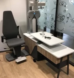 Unité d'orthoptiste EVO-2 new plateau élévation, fauteuil, bras électrique