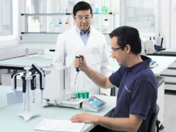 Vérification en l état pipette 12 canaux 10 déterminations simple pesée Cofrac sur site